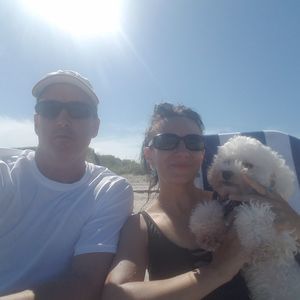 Meet your Posher, Emanuela